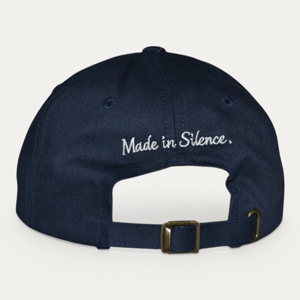 AURENS Still Navy / White